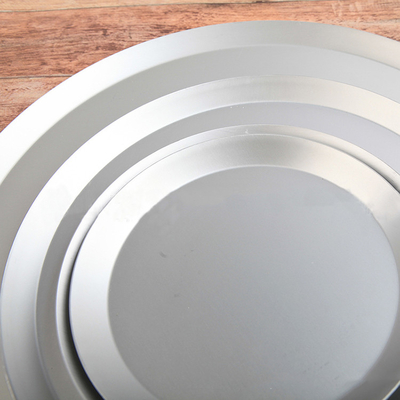 RK Bakeware China-Hard Anode Perforated Thin Crust Pizza Pan για την καμπίνα πίτσας