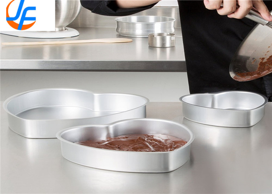 RK Bakeware China Foodservice NSF Εμπορική Κούκλα Σχήμα Καρδιάς Πάνια Χαλαρό κάτω μέρος