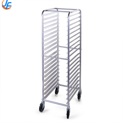 RK Bakeware China-40 Pan End Load Enclosed Bun / Sheet Pan Rack - Συγκεντρωμένο